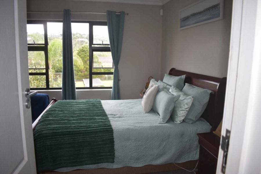 4 Bedroom Property for Sale in Beacon Bay Eastern Cape